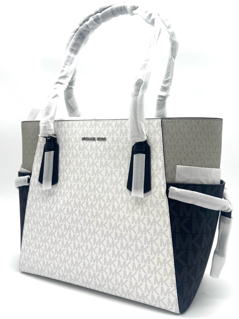 Michael Kors Voyager Large Color-Block Signature Logo Tote Bag-Optic White